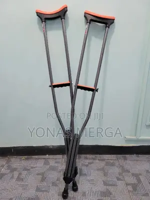 Photo - Crutch (Pair)Dynamo Crutches Size Medium/Large