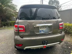 Nissan Patrol 2016 Silver