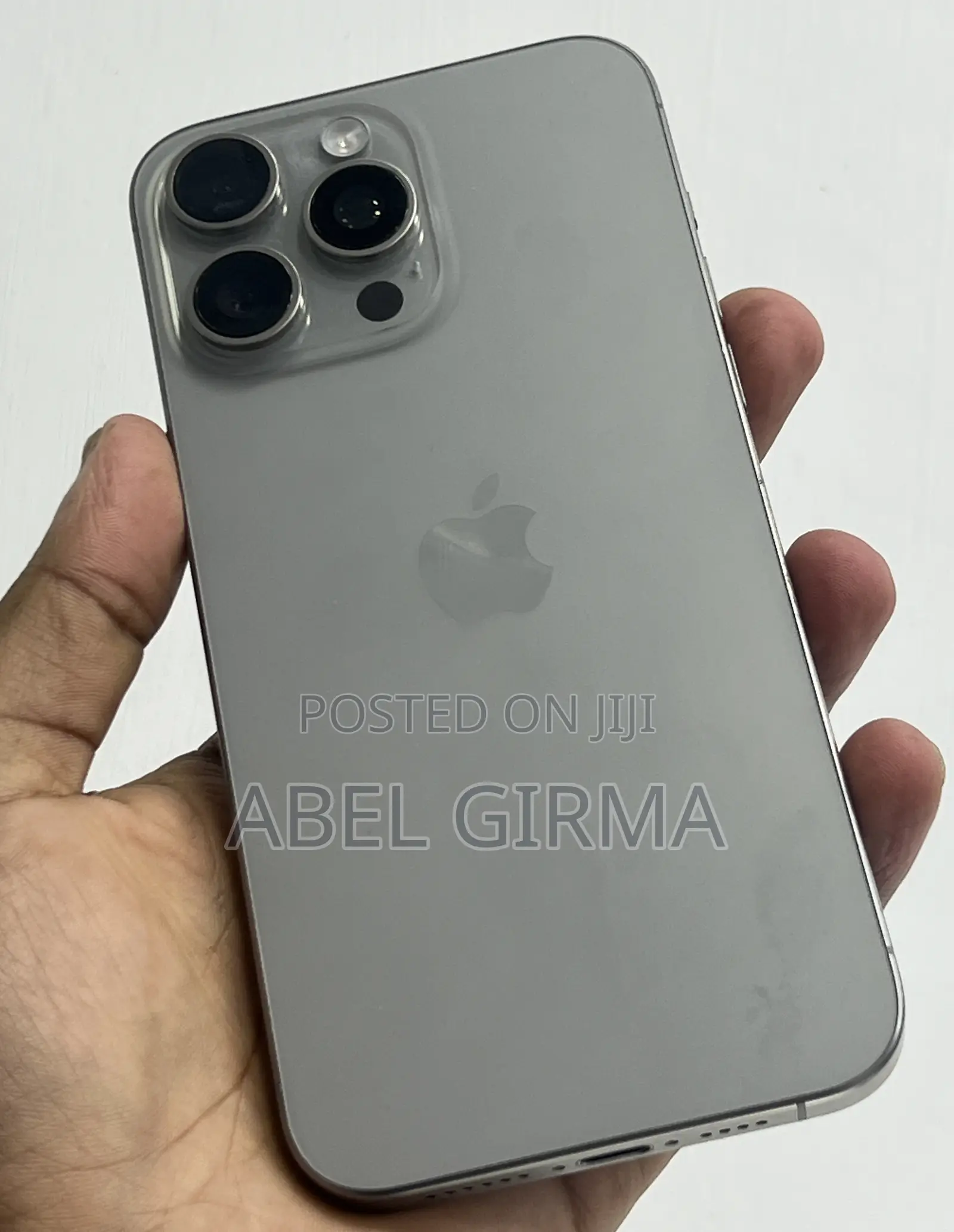 Apple iPhone 15 Pro Max 256 GB Gray