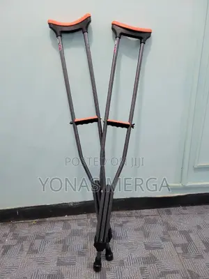 Photo - Pair Of,Crutches፼覦easily With Euro-Style Clip. Crutch