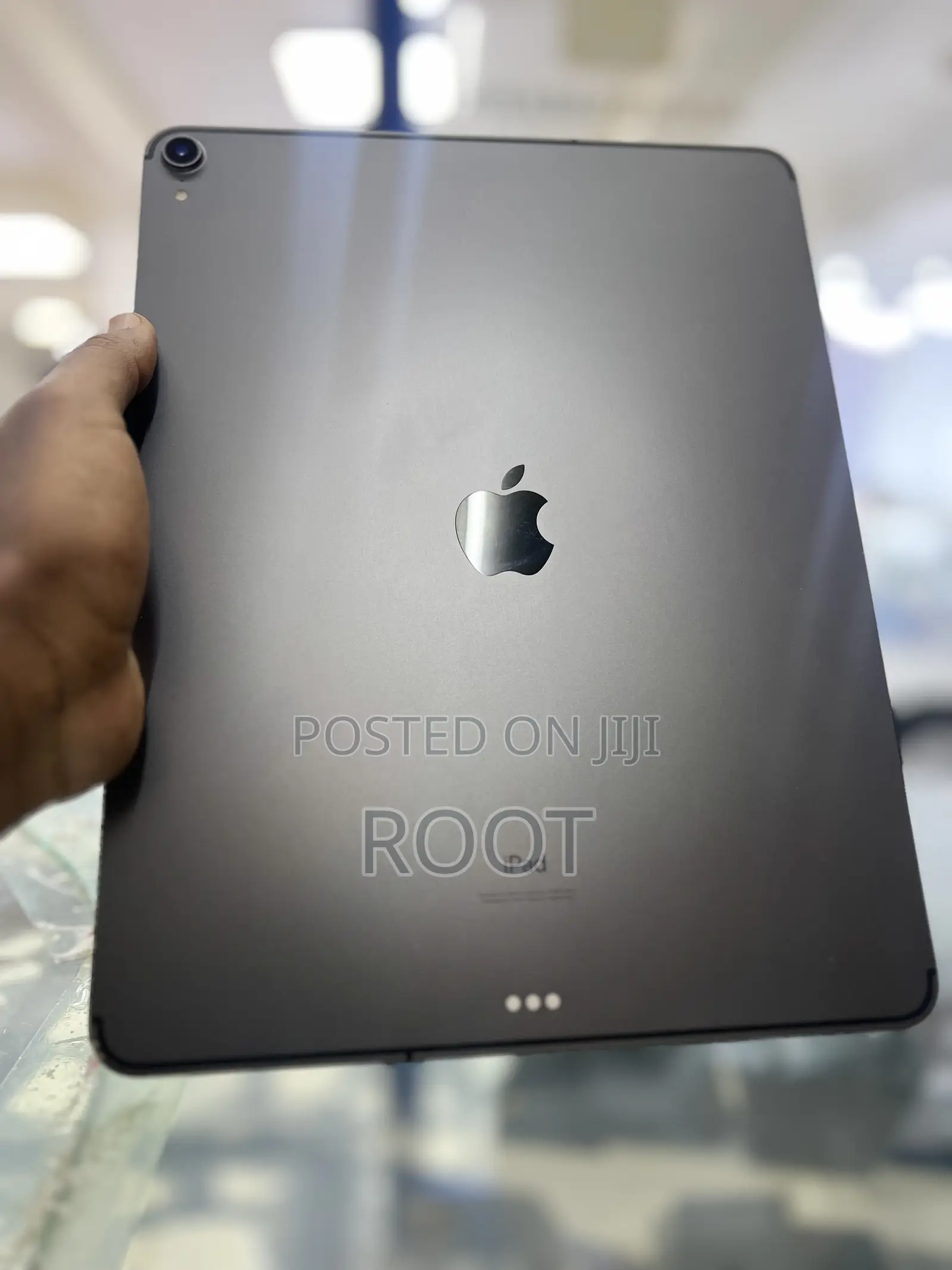 Apple iPad Pro 12.9 (2020) 256 GB Gray