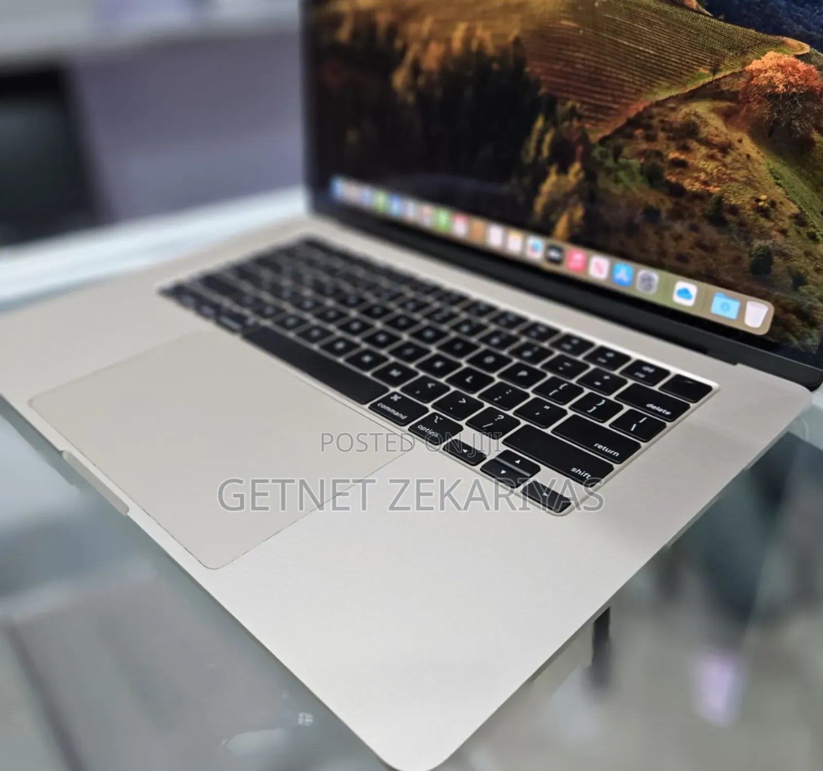 New Laptop Apple MacBook Air 8GB Apple M3 SSD 256GB