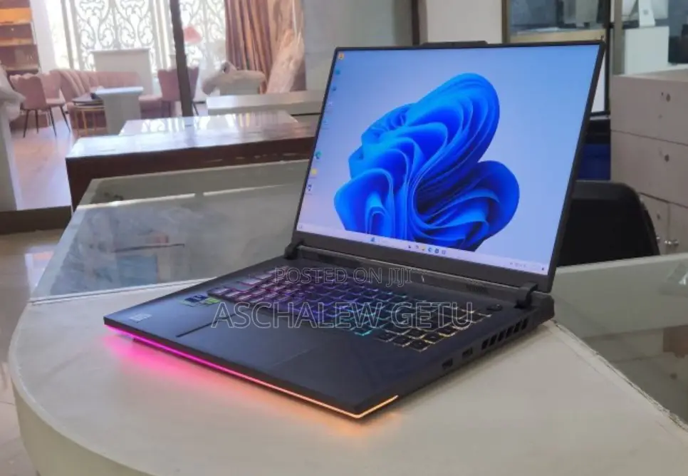New Laptop RLG 16GB Intel Core I7 SSD 1T