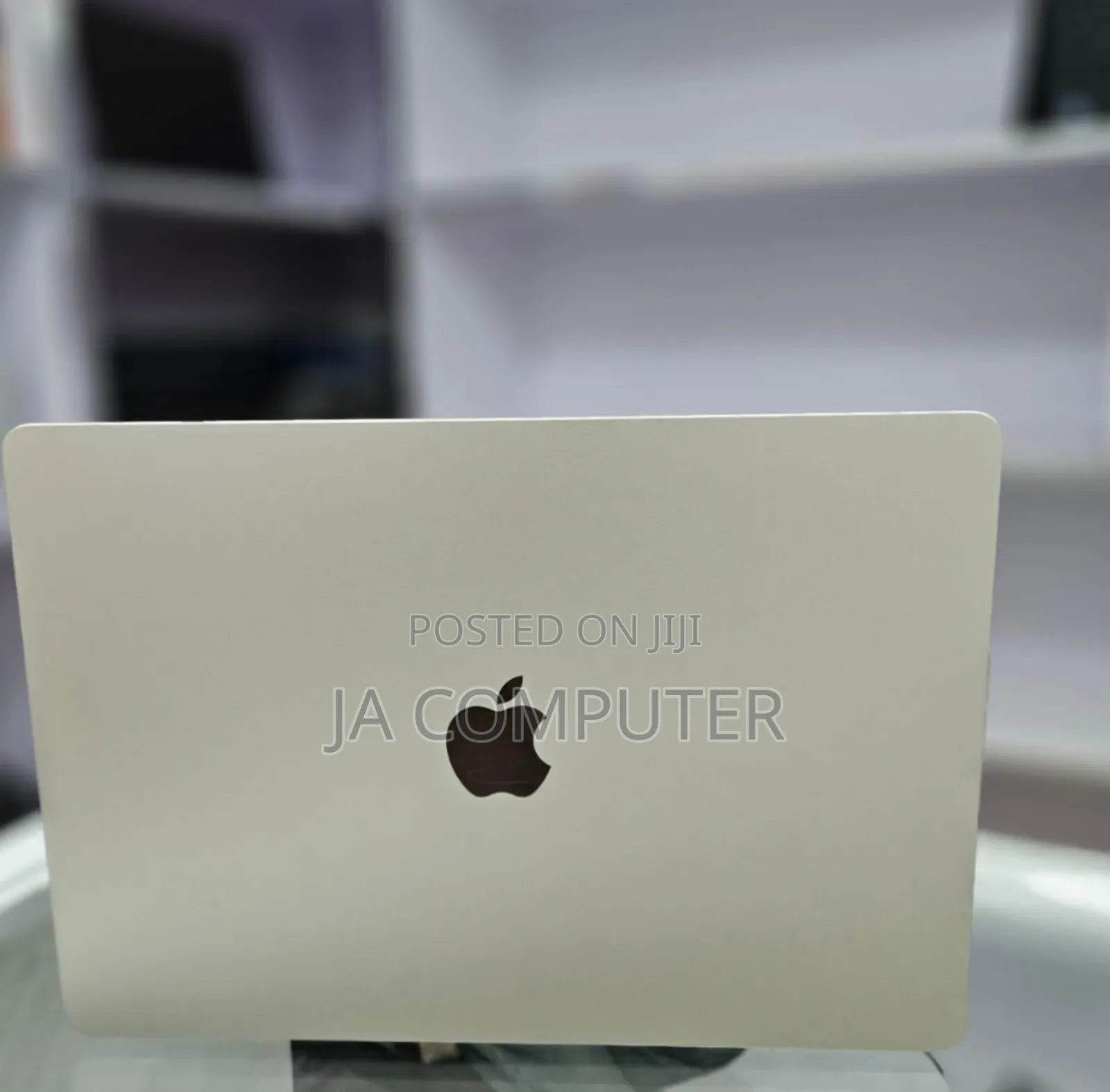 New Laptop Apple MacBook Air 2024 M3 15-Inch 8GB Apple M3 SSD 256GB