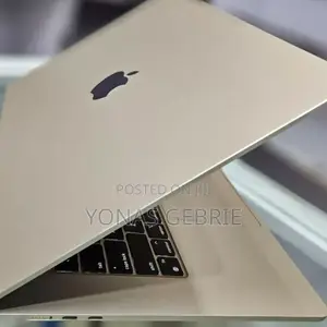 Photo - New Laptop Apple MacBook Air 2024 M3 15-Inch 8GB Apple M3 SSD 256GB