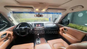 Nissan Patrol 2016 Gold