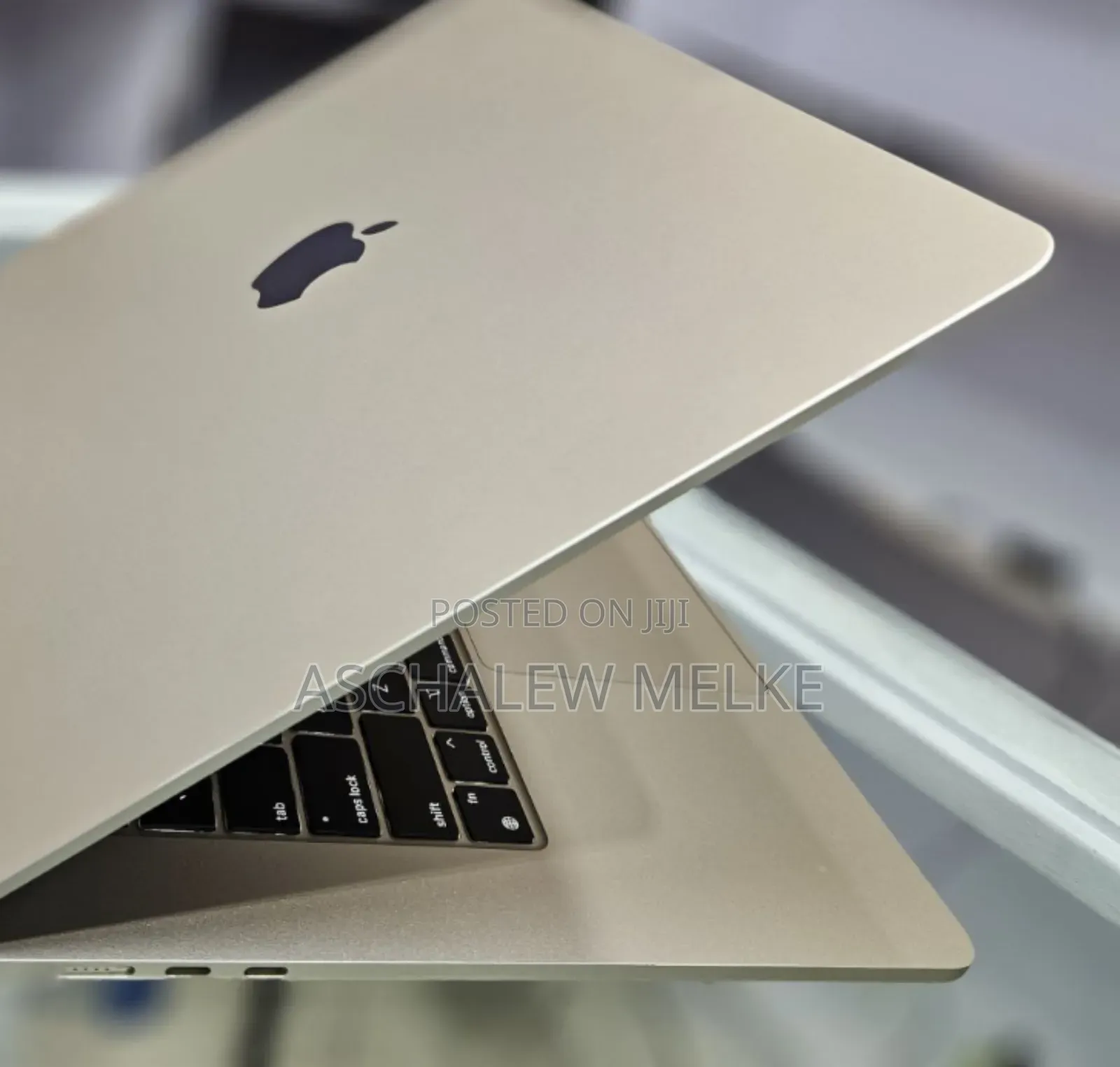 New Laptop Apple MacBook Air 2024 M3 15-Inch 8GB Apple M3 SSD 256GB