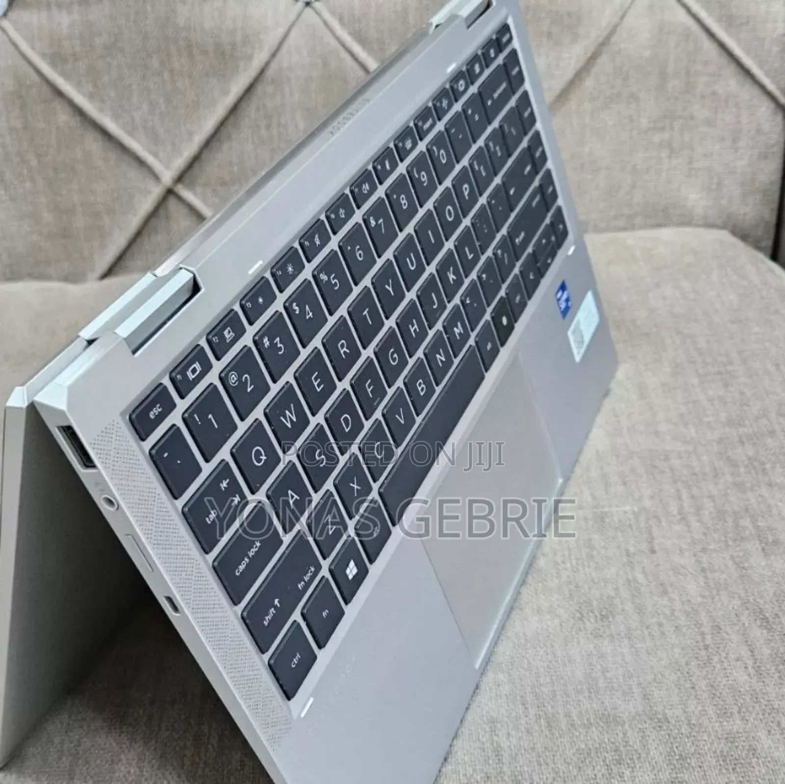 New Laptop HP EliteBook 1040 G8 16GB Intel Core I7 SSD 512GB