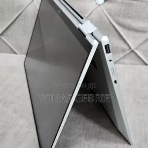 New Laptop HP EliteBook 1040 G8 16GB Intel Core I7 SSD 512GB
