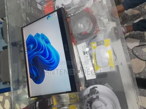 New Laptop MSI 32GB Intel Core I7 SSD 1T