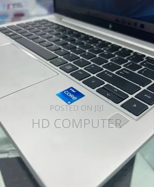 New Laptop HP EliteBook 830 G8 16GB Intel Core I5 SSD 512GB