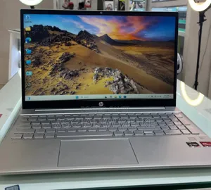 New Laptop HP Pavilion 15 8GB AMD Ryzen 5 SSD 512GB
