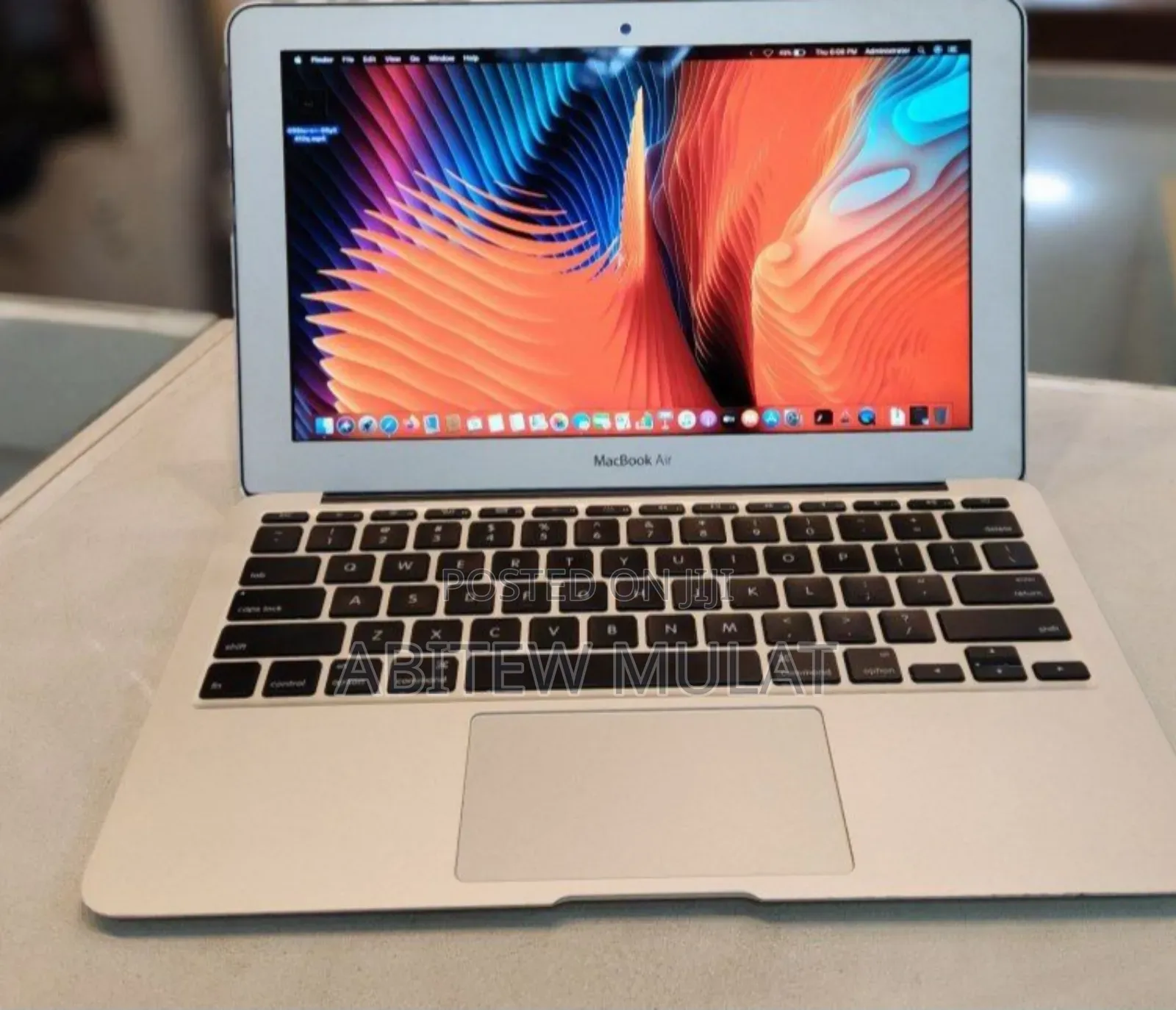 New Laptop Apple MacBook Air 2011 4GB Intel Core I5 SSD 128GB