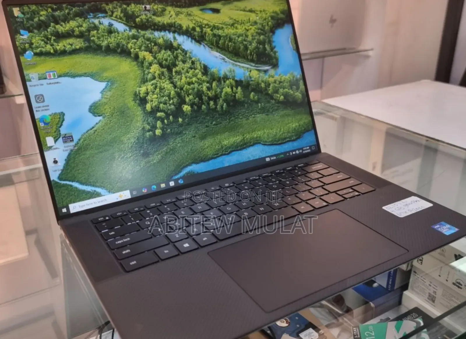 New Laptop Dell XPS 15 32GB Intel Core I7 SSD 512GB