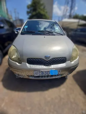 Photo - Toyota Vitz 1.0 FWD 5dr 2004 Gold