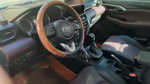 Toyota Urban Cruiser 2024 White