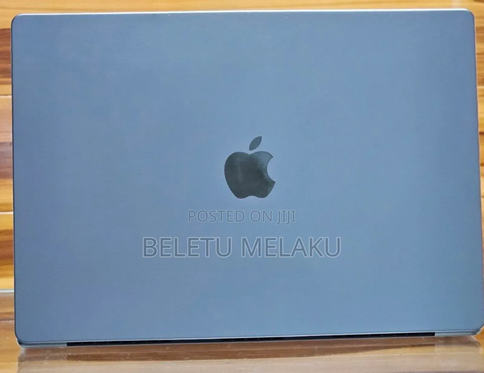 New Laptop Apple MacBook Pro 18GB Apple M3 Pro SSD 512GB