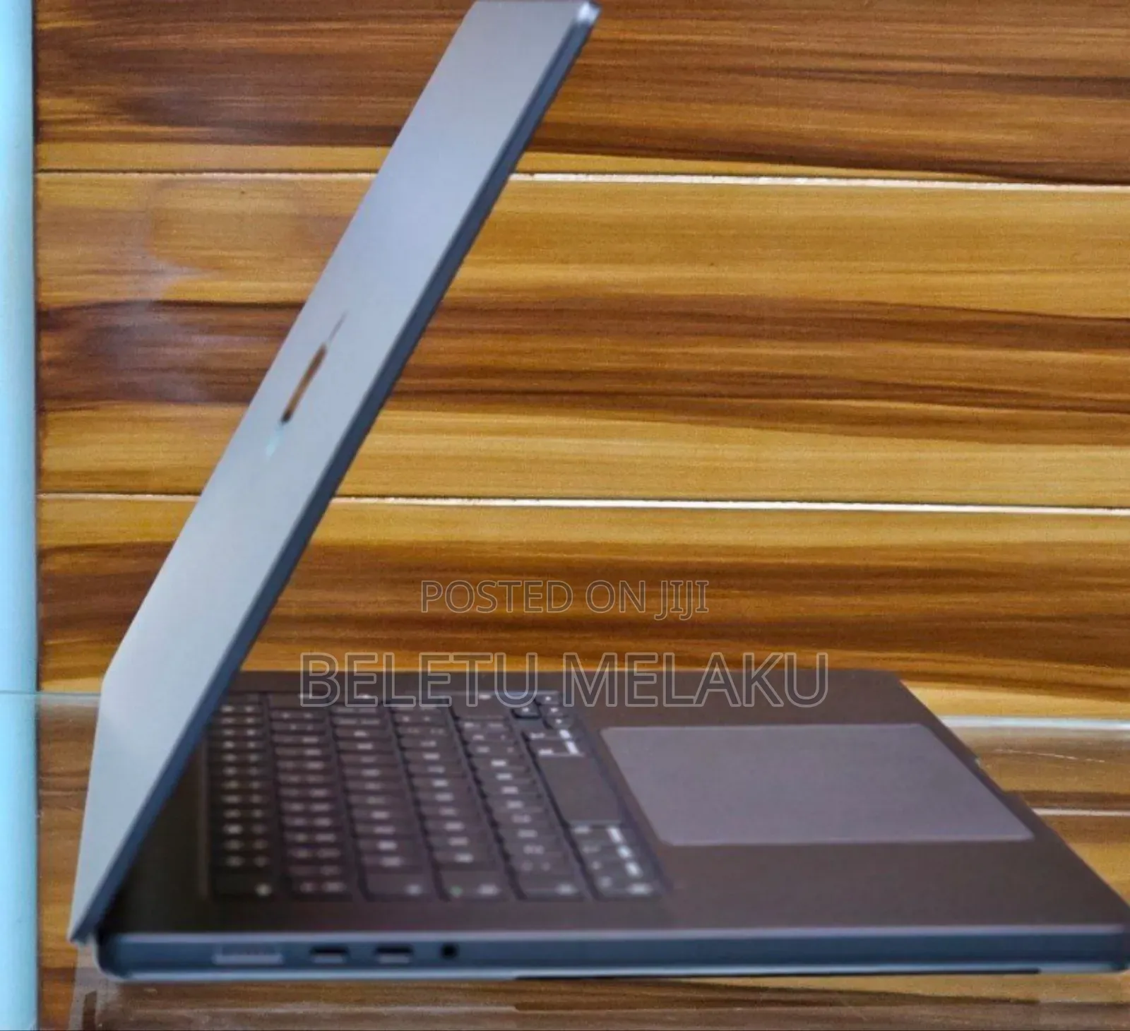 New Laptop Apple MacBook Pro 18GB Apple M3 Pro SSD 512GB