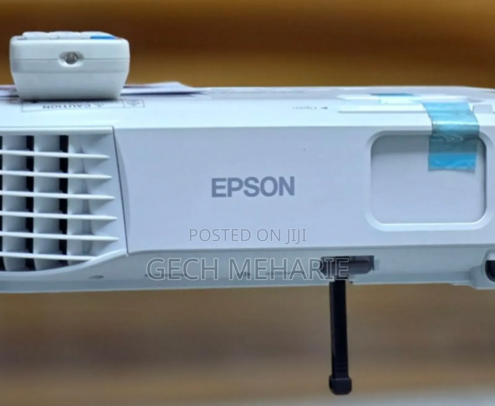 Epson Projector With Bag Remote 
Model Name: Eb-S05