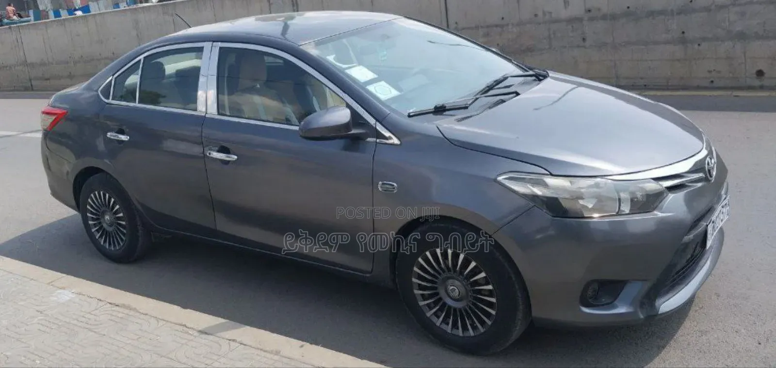 Toyota Yaris 2014 Gray