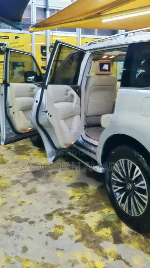 Nissan Patrol 2017 Gray