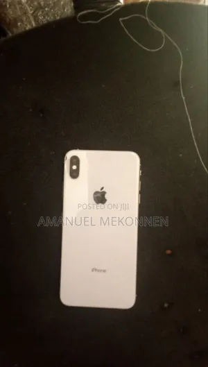 Apple iPhone XS Max 64 GB White