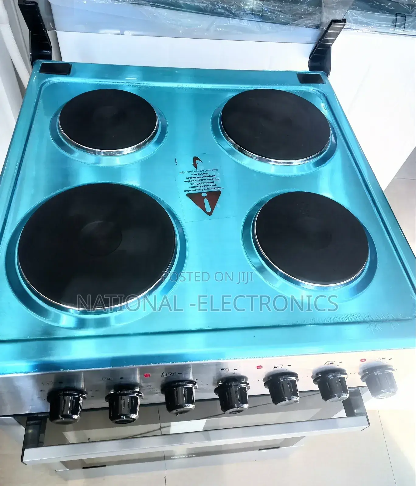 Kumtel Oven 50cm by 50cm Freestanding Oven