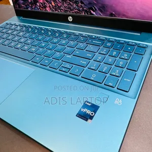 New Laptop HP Pavilion 17 16GB Intel Core I7 SSD 1T