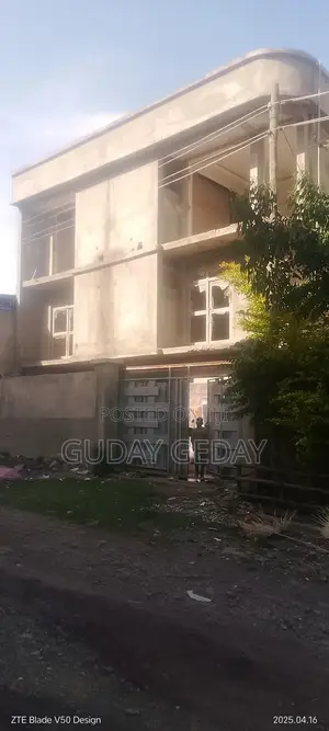 Furnished 8bdrm Duplex in Akaky Kaliti for sale