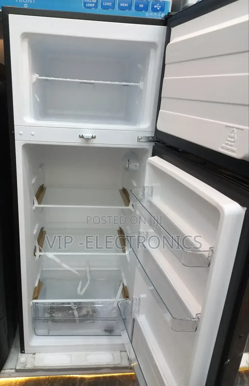 Aston Refrigerator 326