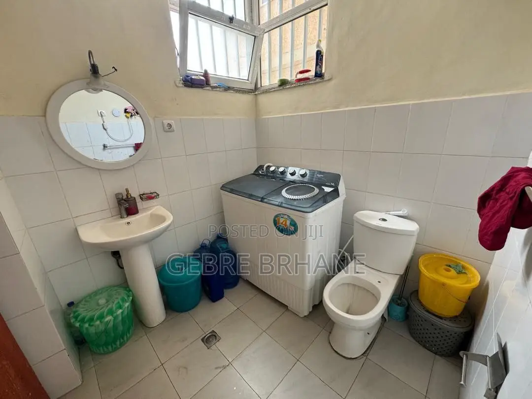 Furnished 3bdrm Apartment in Apartment, Yeka for rent