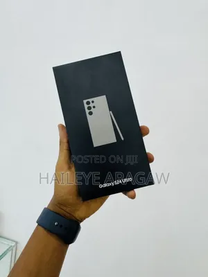 Photo - New Samsung Galaxy S24 Ultra 256 GB Gray