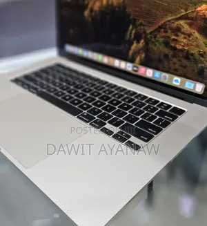 Photo - New Laptop Apple MacBook Air 2024 M3 13-Inch 8GB Apple M3 SSD 256GB