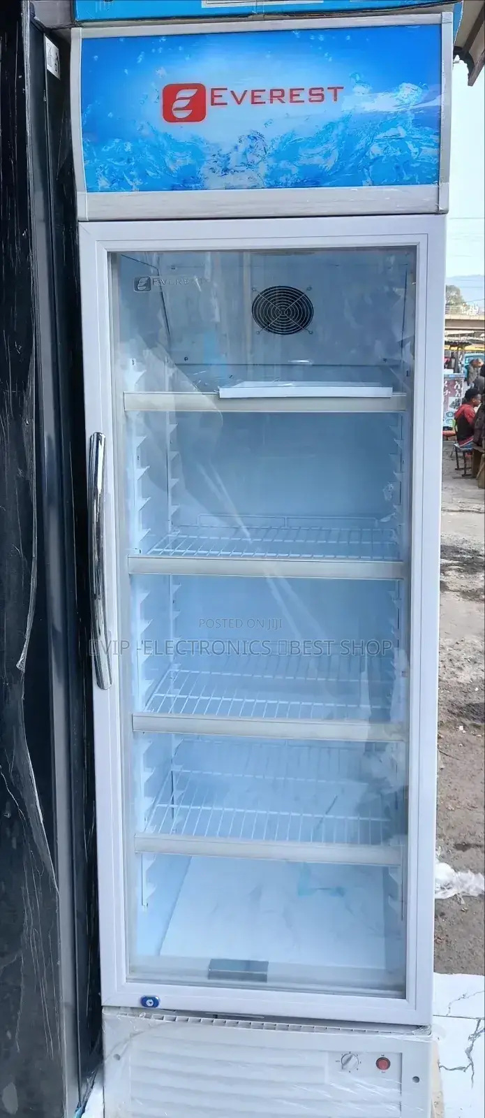 Everest Display Refrigerator 380