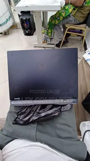 New Laptop Acer Predator Helios 300 16GB Intel Core I9 SSD 1T