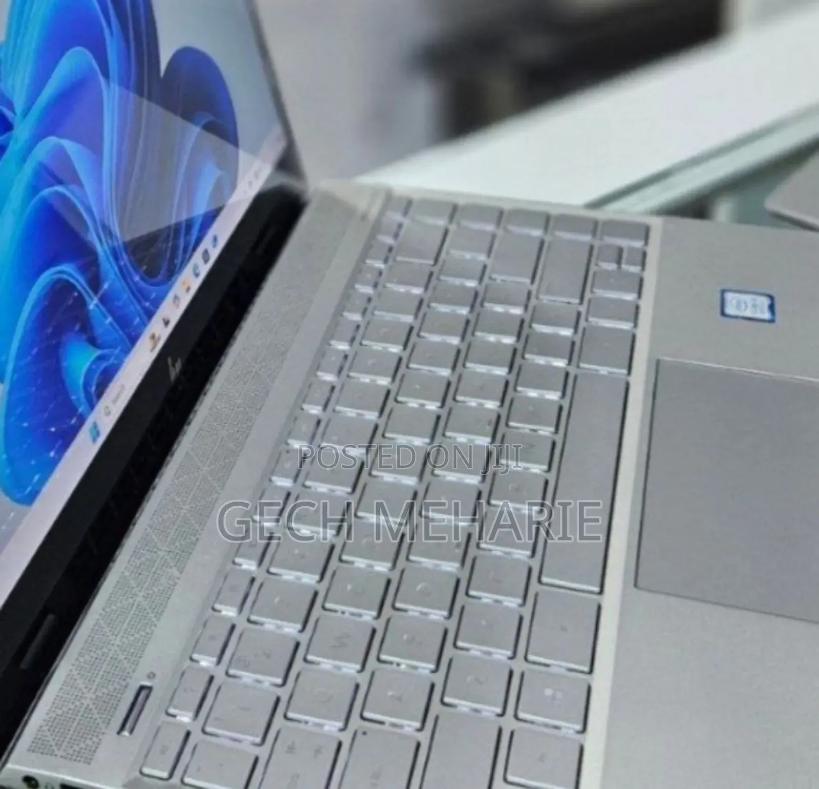 New Laptop HP Envy 13 8GB Intel Core I5 SSD 256GB