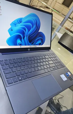 New Laptop HP Pavilion 14 X360 2-in-1 16GB Intel Core I5 SSD 512GB