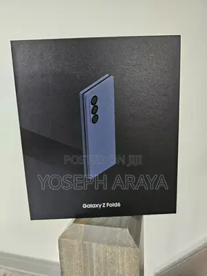 Photo - New Samsung Galaxy Z Fold6 512 GB Silver