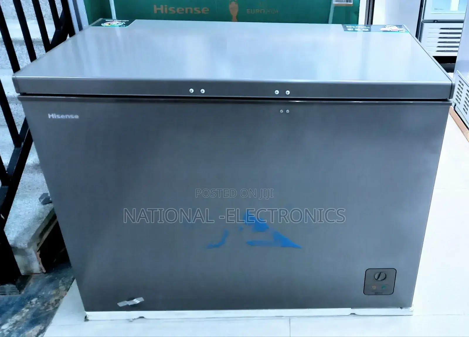 Hisense Chest Freezer 420liter Deep