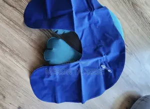 Photo - Velvet Inflatable Neck Pillow የሚነፋ የአንገት ትራስ ከፋይ Texture