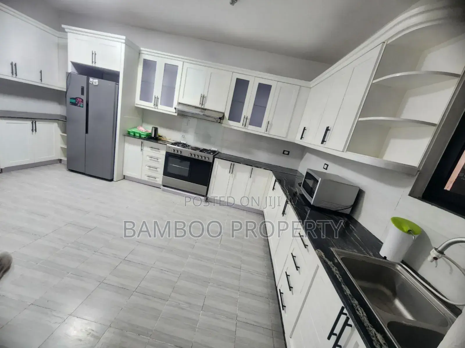 Furnished 3bdrm Apartment in Bole for rent