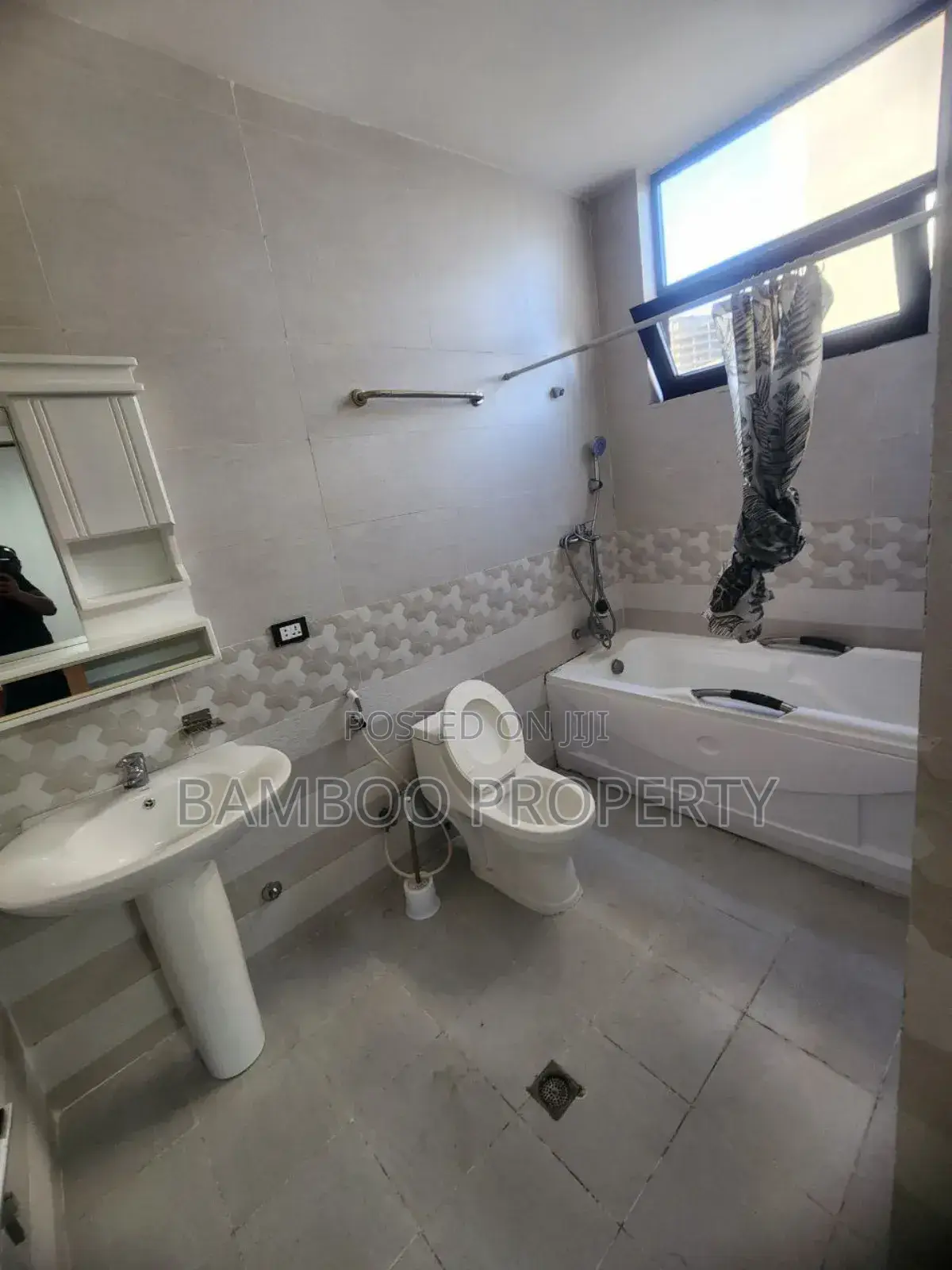 Furnished 3bdrm Apartment in Bole for rent