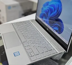 New Laptop HP Envy 14 8GB Intel Core I5 SSD 256GB