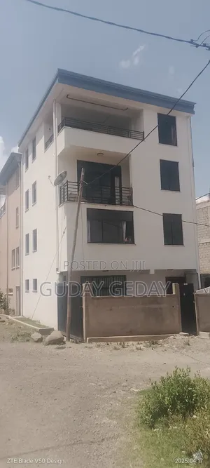 Furnished 3bdrm Duplex in Akaky Kaliti for sale