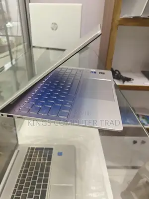 New Laptop HP Pavilion X2 10 16GB Intel Core I7 SSD 512GB