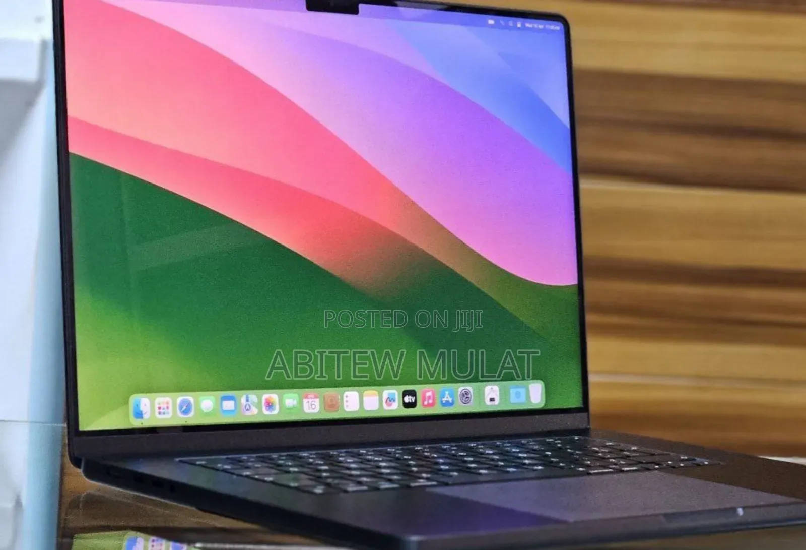 New Apple MacBook Pro 2023 M3 Max 16-Inch 18GB Apple M3 SSD 512GB