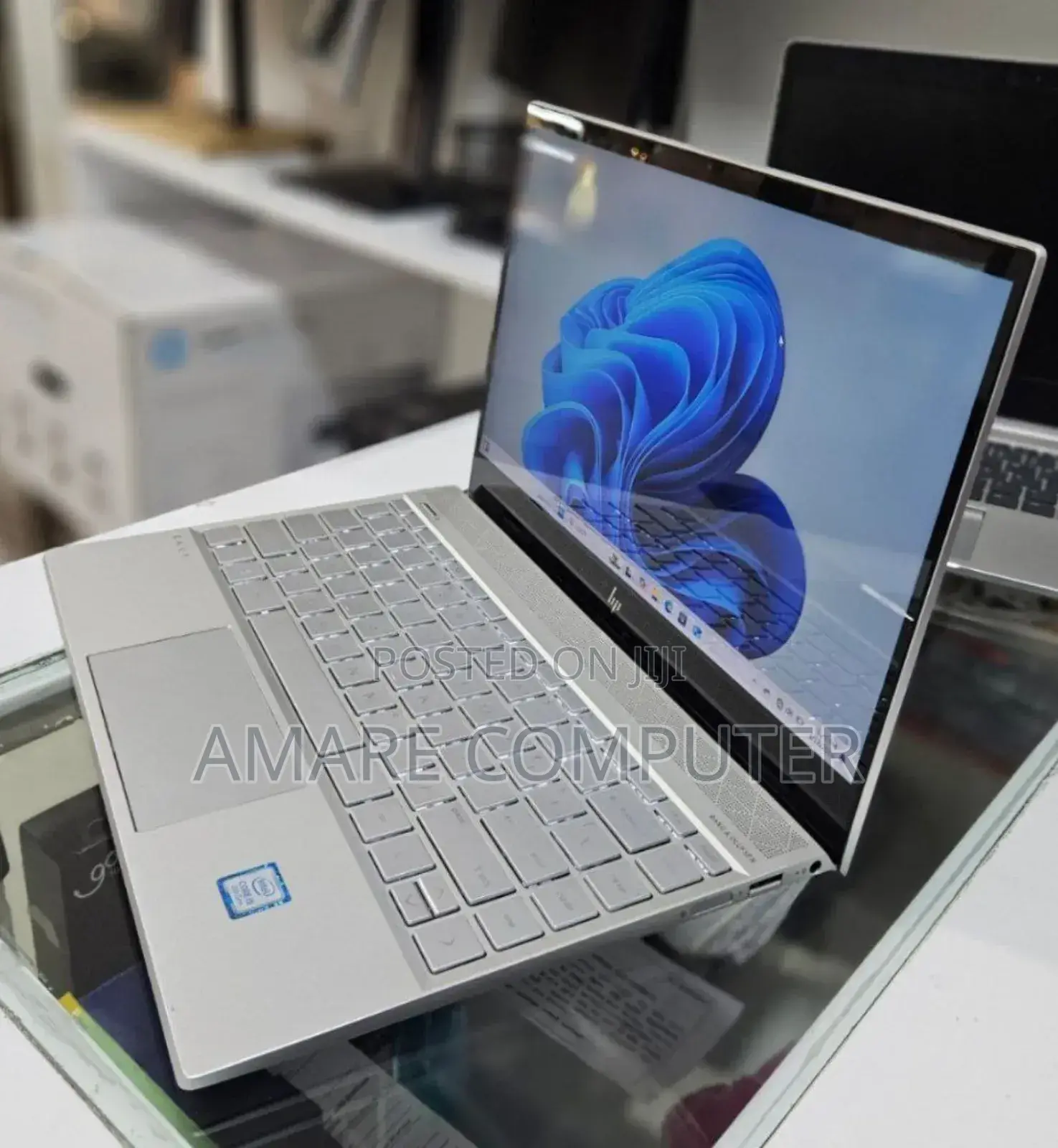 New Laptop HP Envy 13 8GB Intel Core I5 SSD 256GB