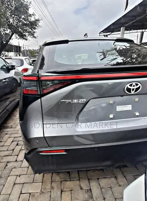 New Toyota bZ4X 2024 Gray
