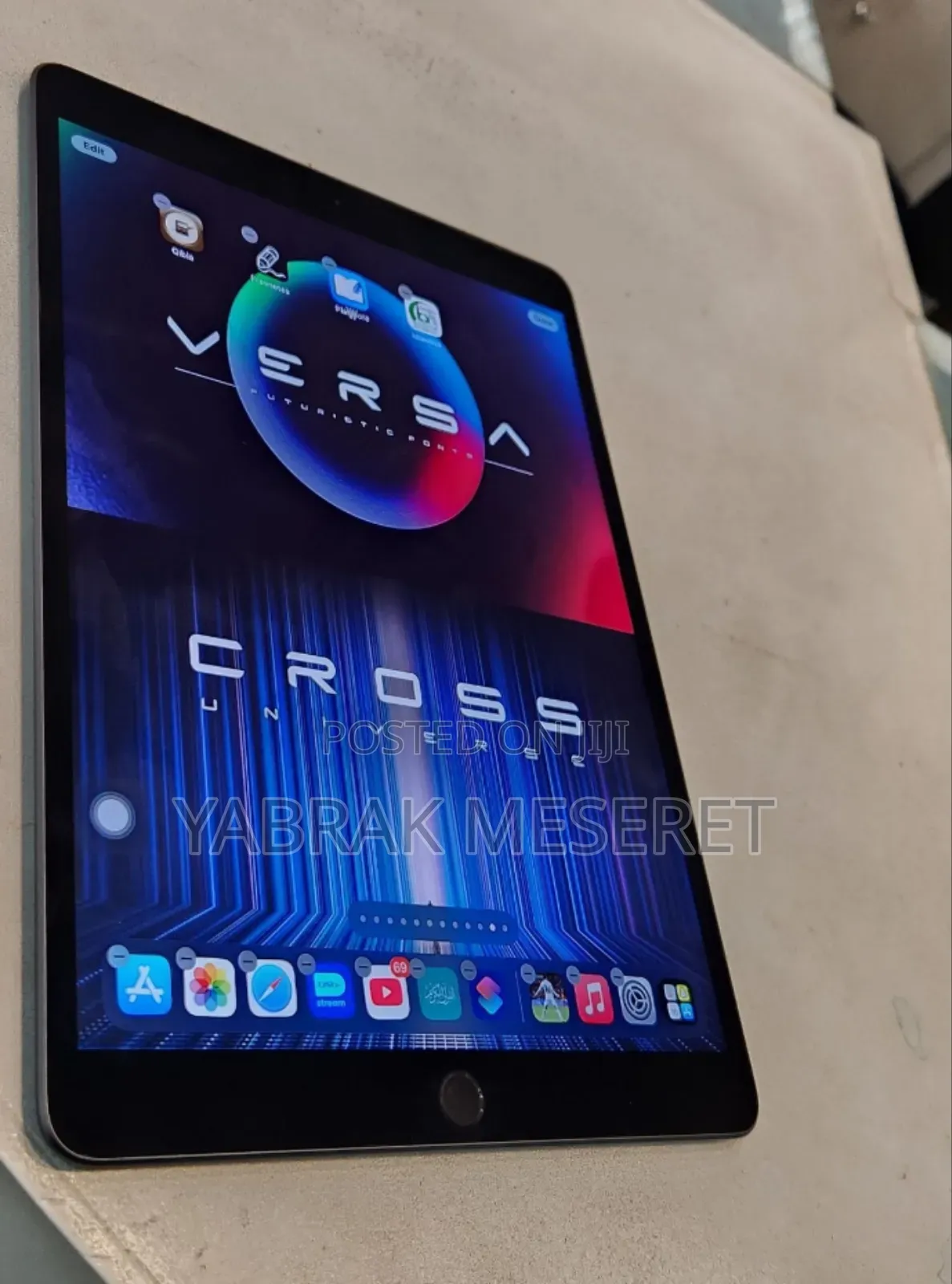 New Apple iPad Air 256 GB Black