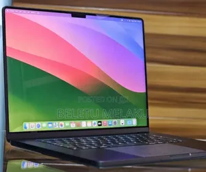 New Laptop Apple MacBook Pro 18GB Apple M3 SSD 512GB